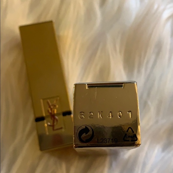 YVES SAINT LAURENT 27 ROUGE PUR COUTURE  LIPSTICK - Picture 6 of 6